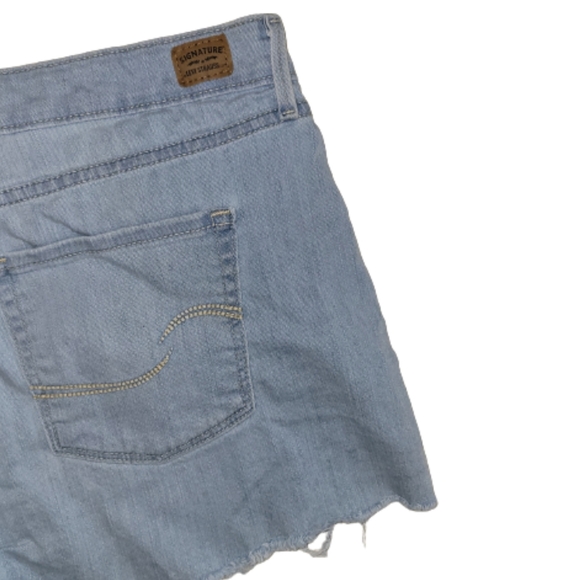 Levis Cut Off Fringe Shorts Lightwash Blue Size 14 - Picture 4 of 8